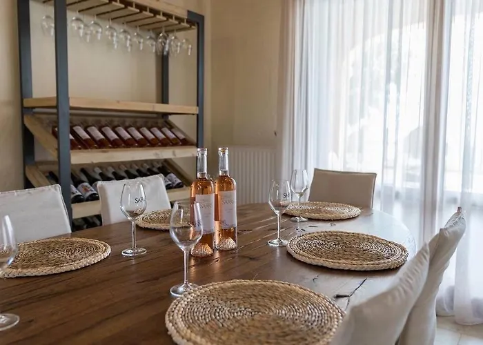 Villa Sarri By Sarris Winery *