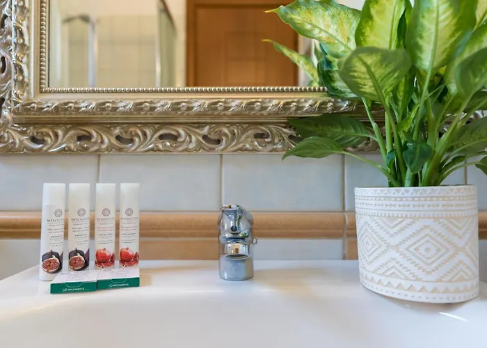 Sarri By Sarris Winery Villa Metaxata